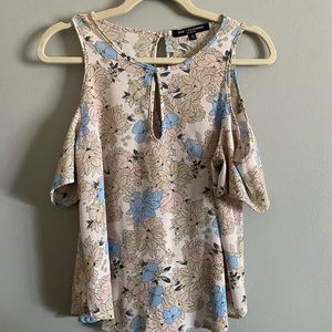 Off the shoulder sleeveless top